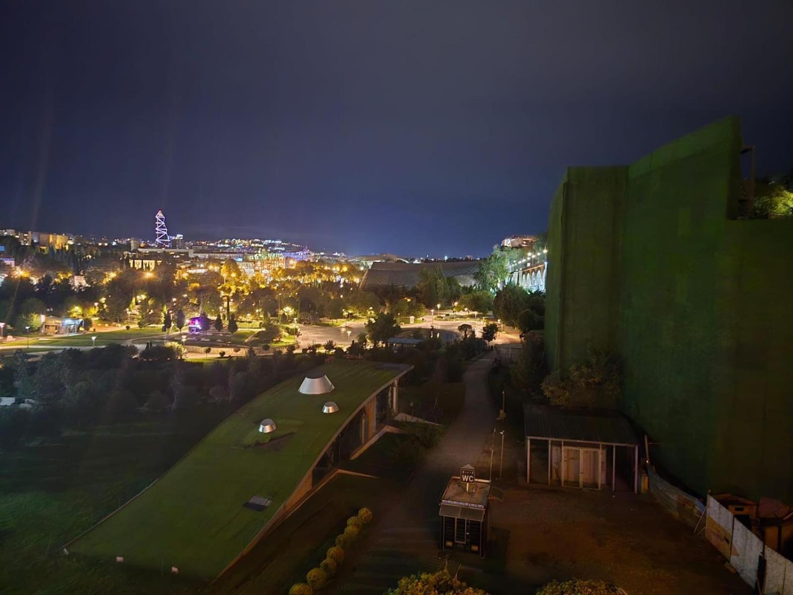 Hotel Rike Park Tbilisi Esterno foto