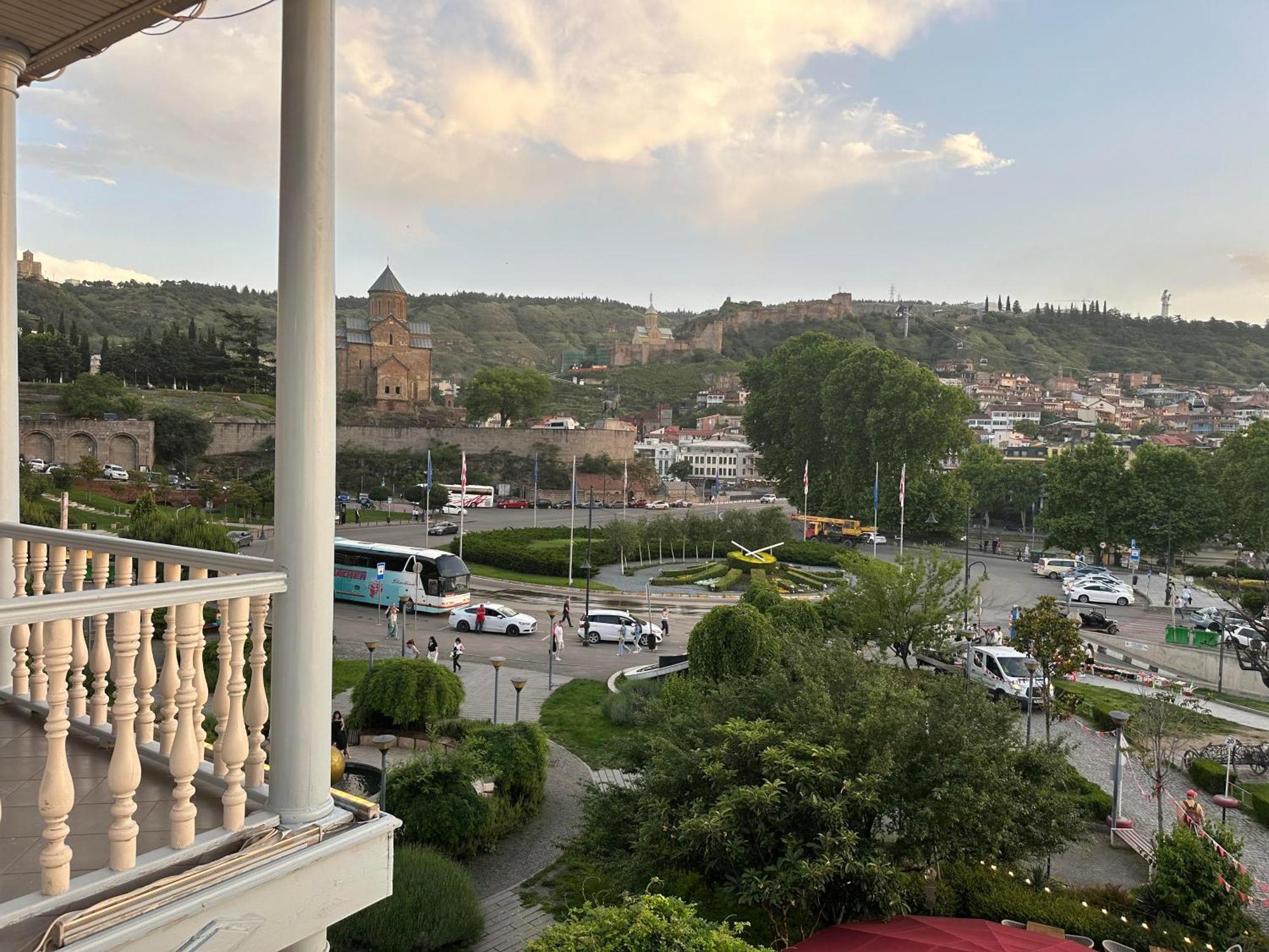 Hotel Rike Park Tbilisi Esterno foto