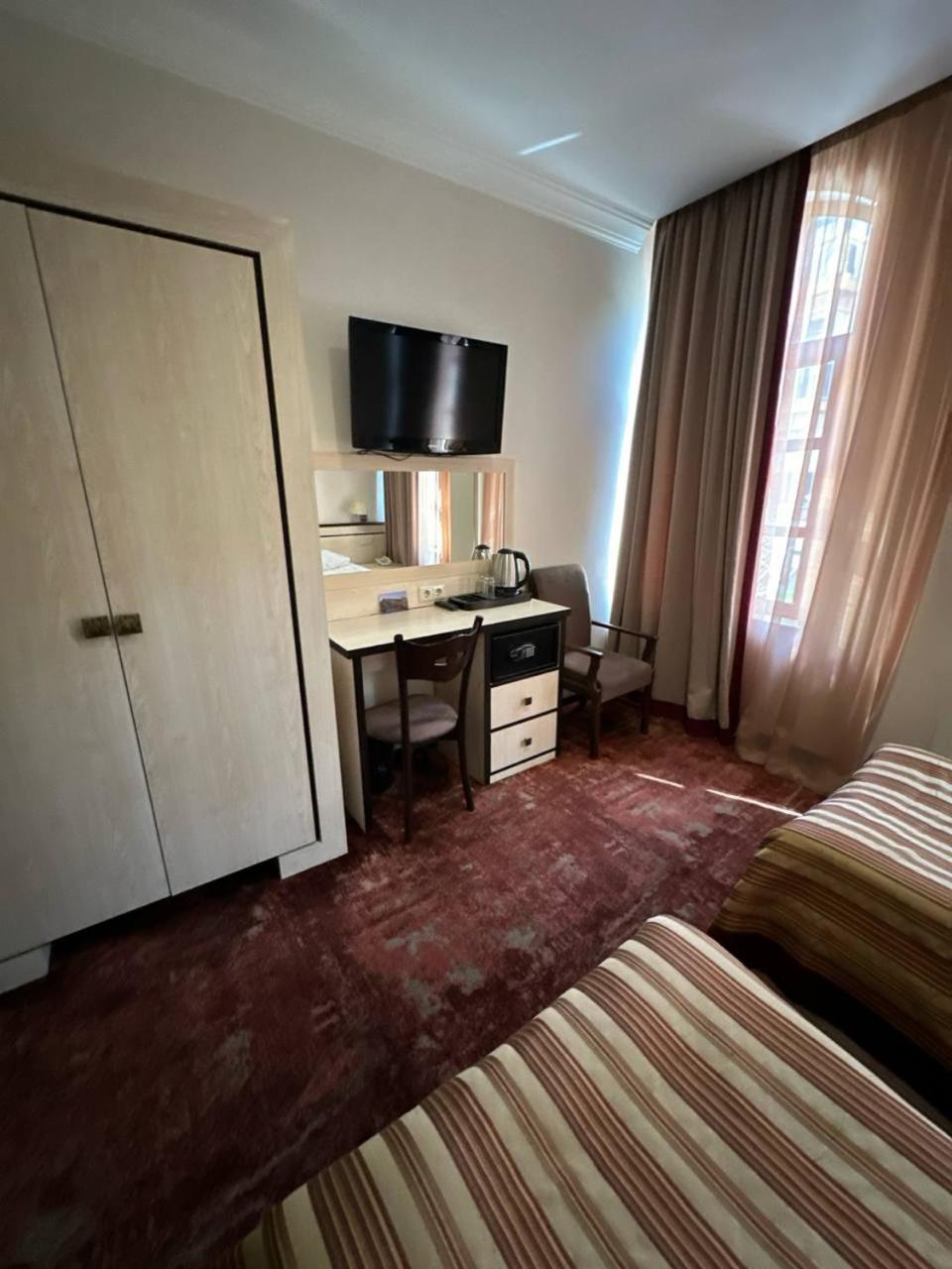 Hotel Rike Park Tbilisi Esterno foto
