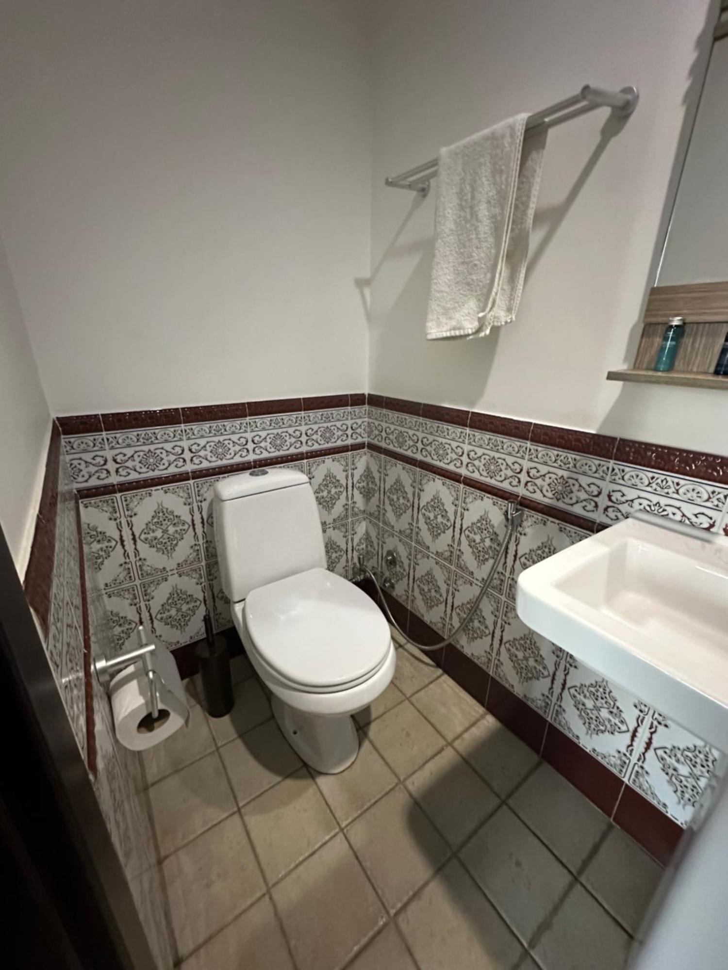 Hotel Rike Park Tbilisi Esterno foto
