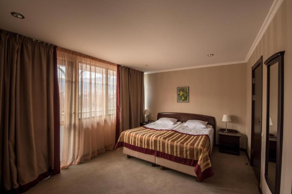 Hotel Rike Park Tbilisi Esterno foto